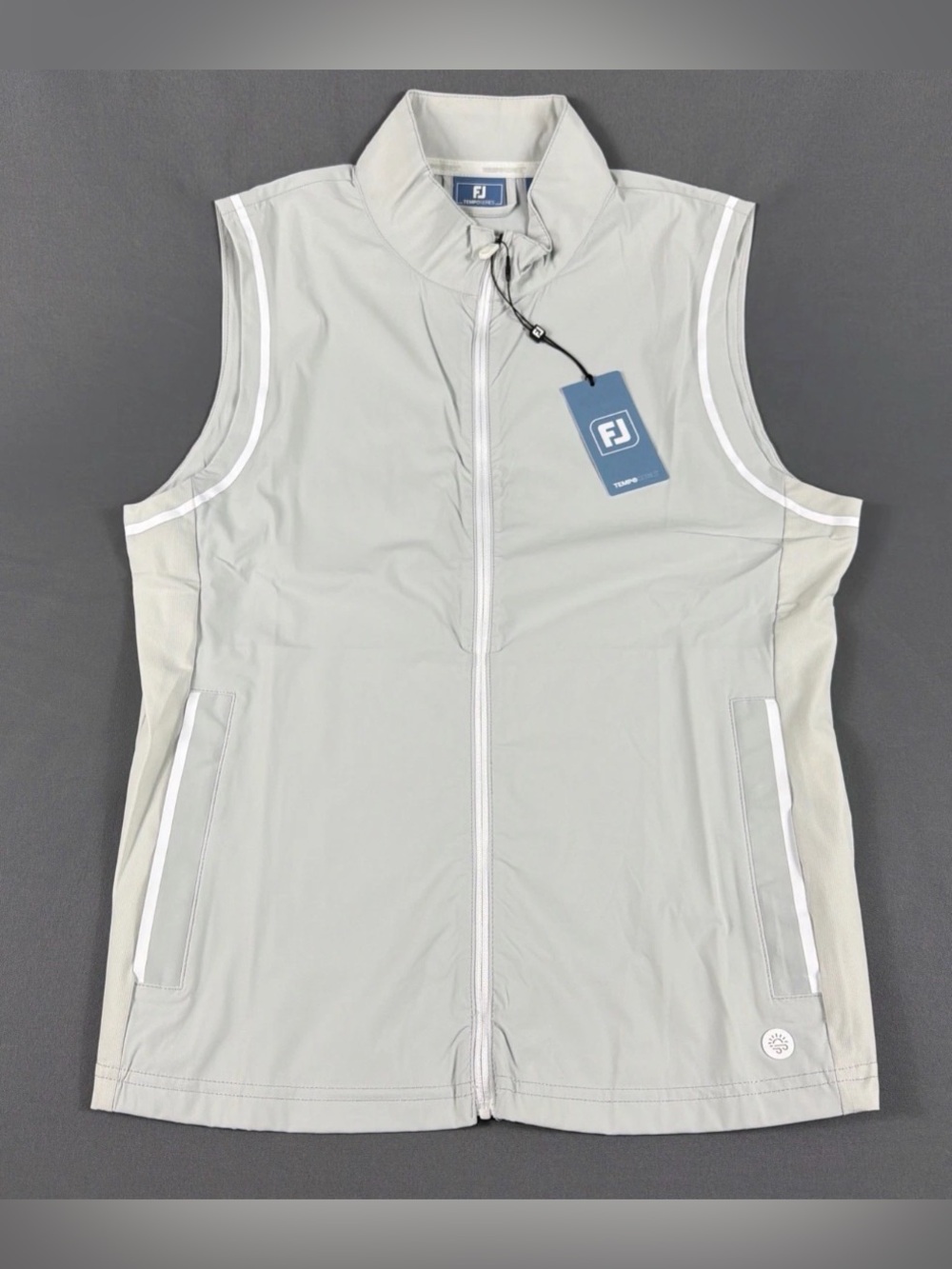 FootJoy Womens Golf Vest Tempo Series Small Oyster Gray Nylon NWT MSRP $145